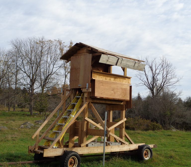 Mobile Deer Stand Lanark & District Chapter of the Ontario Woodlot